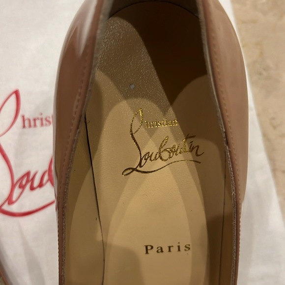 Authentic Christian Louboutin Women's Beige Block Heel Shoes from Neimen Marcus - Picture 5 of 7